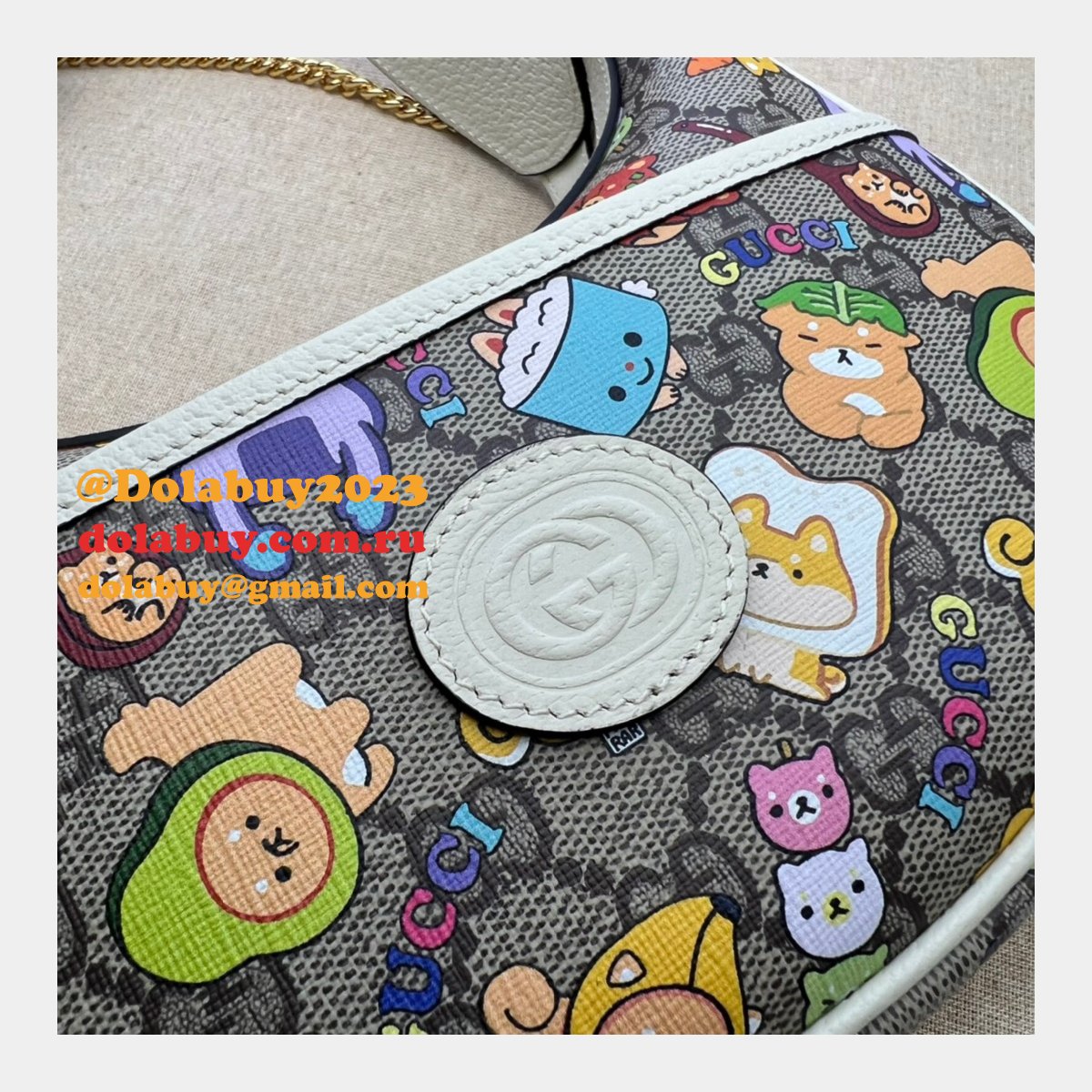 perfect G*u*i knockoff half-moon-shaped 726843 interlocking g bag