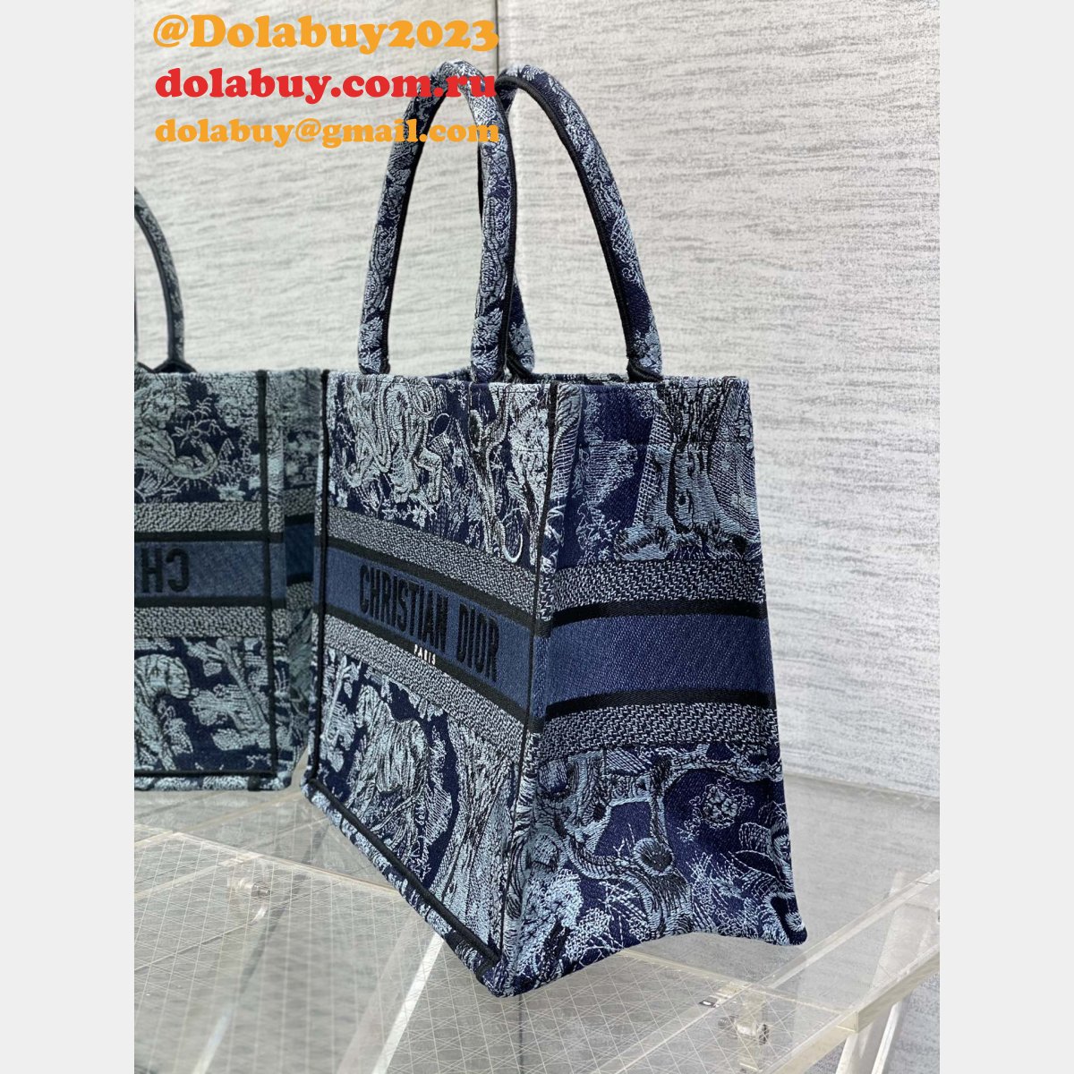 High-quality Dior CD Book Tote 26/36/41cm Replica Bags Online