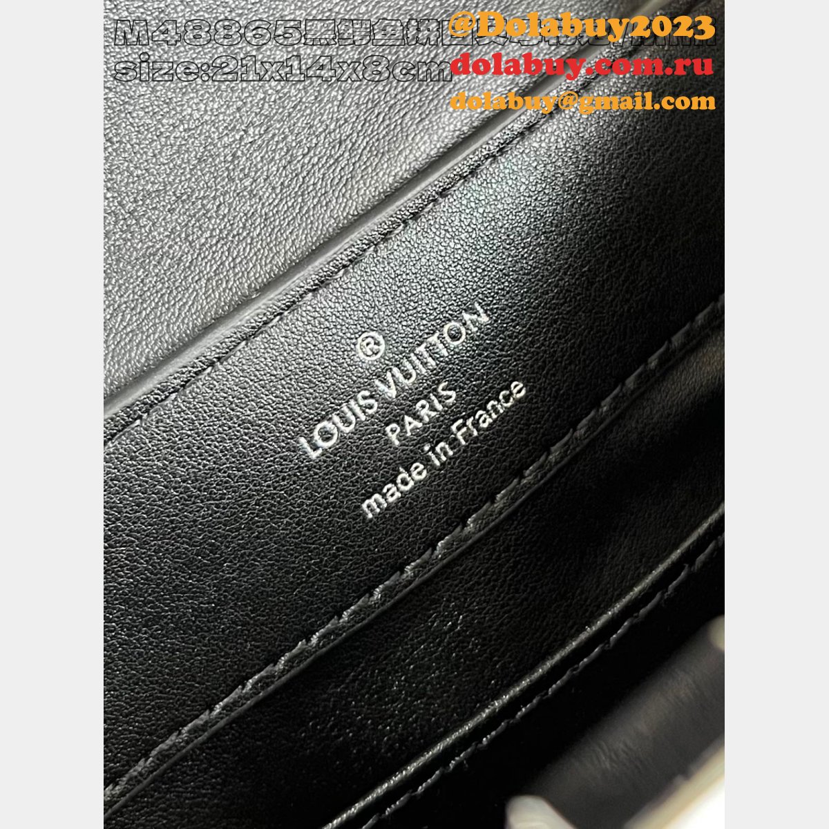 Louis Vuitton The Knockoff Capucines Designer M48865 Black Crocodile Bag