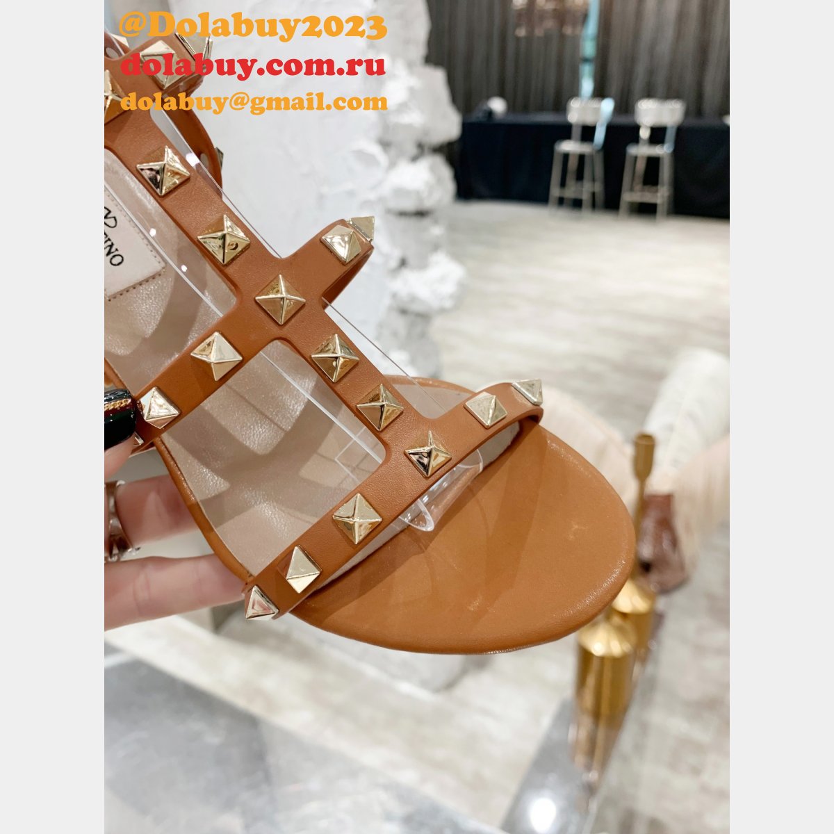 Replica valentino ROCKSTUD CALFSKIN ANKLE STRAP SANDAL