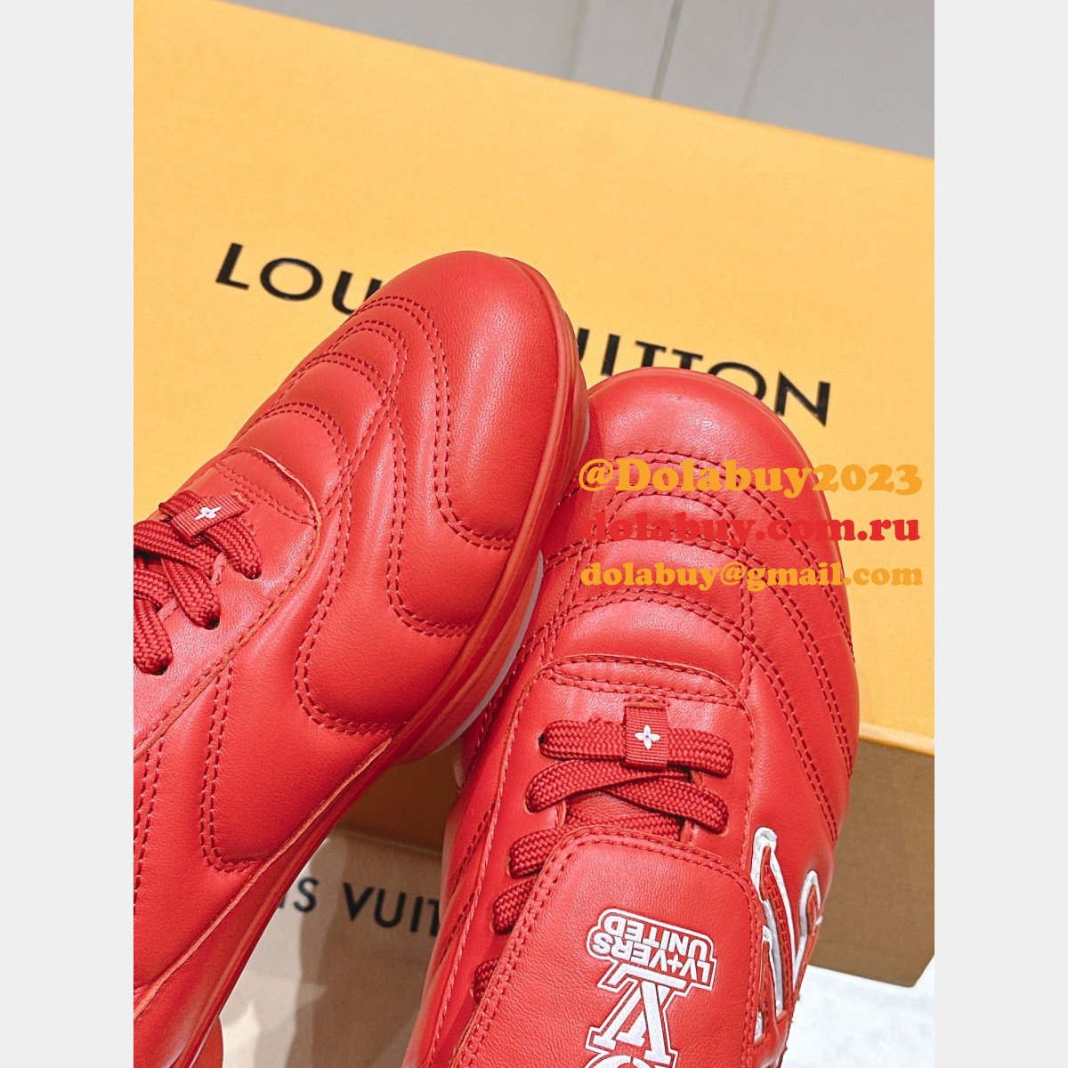 Wholesale 7 Star LV Footprint Soccer Sneaker