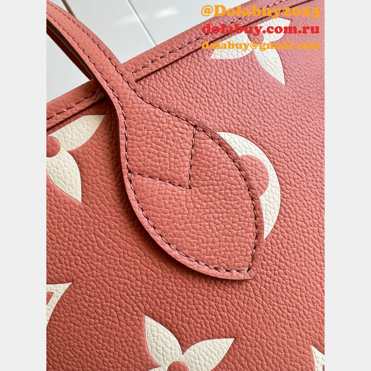 Replica Louis Vuitton Neverfull M45686 Leather Outlet Sale