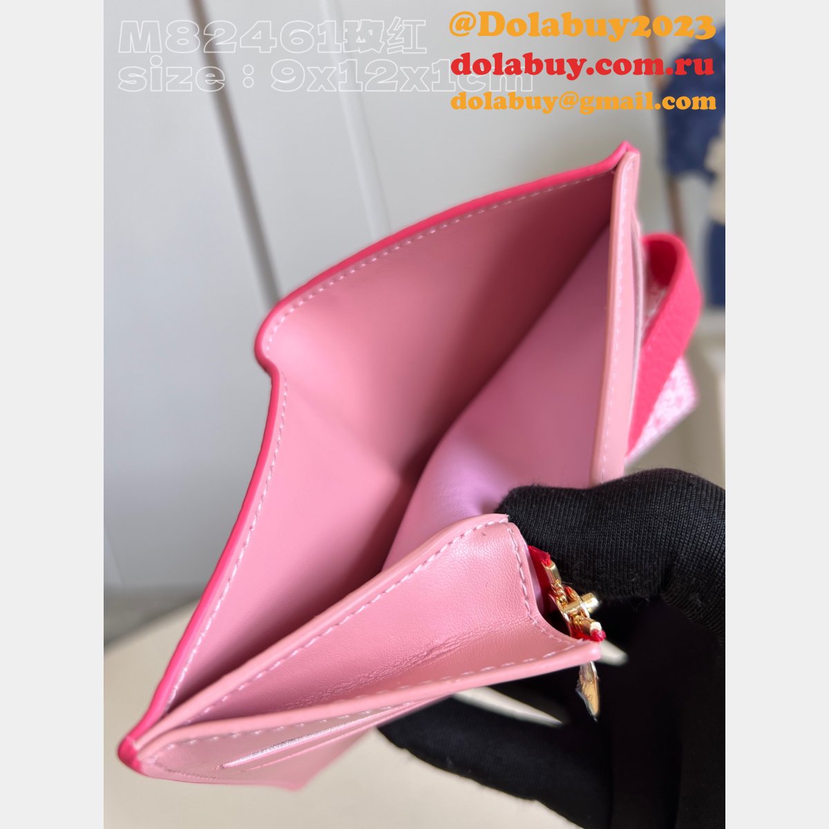 LV M82144/M82198/M82461/M81561 Vertical Compact Wallet Capucines