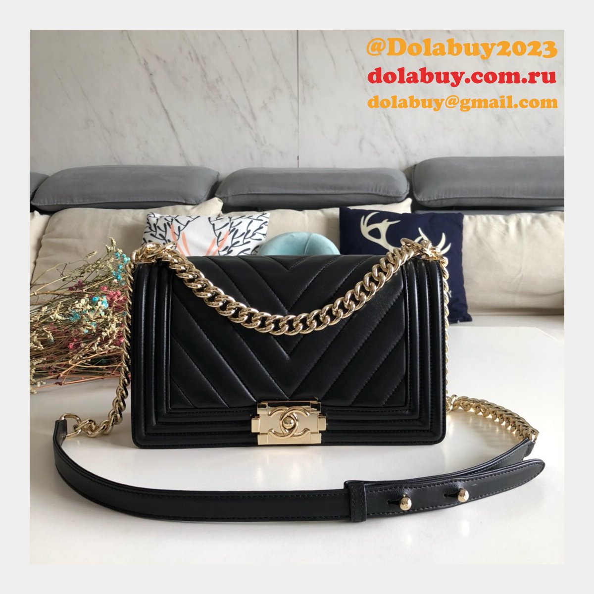 UK CC V Le Boy Top Quality Replica Black Bags Lambskin 25cm