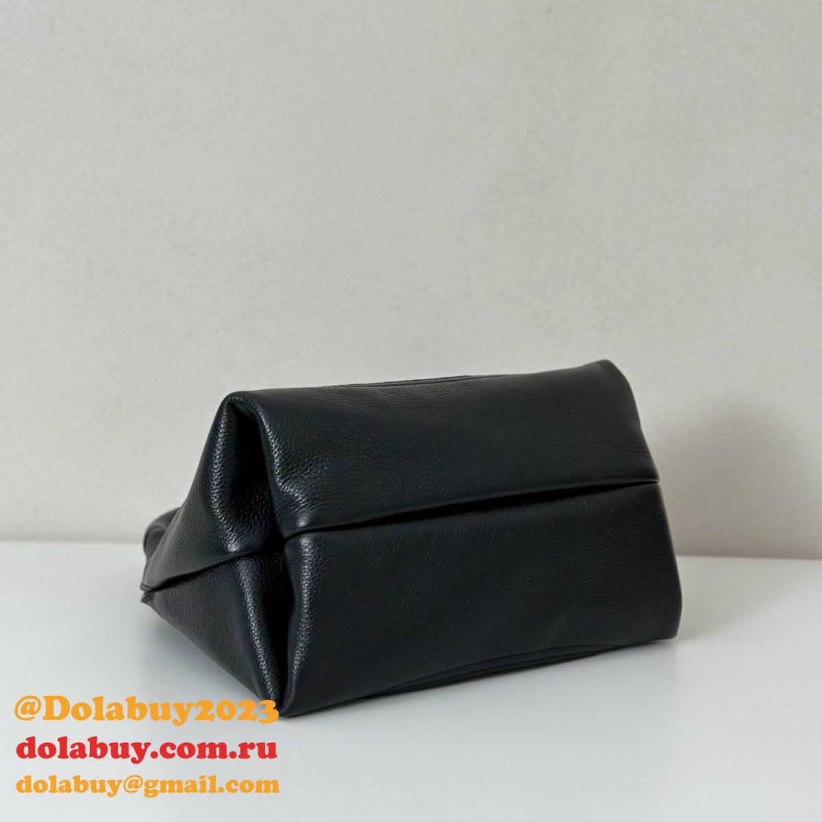 duplicate 837467 G*u*i softbit small shoulder aaa+ black bag