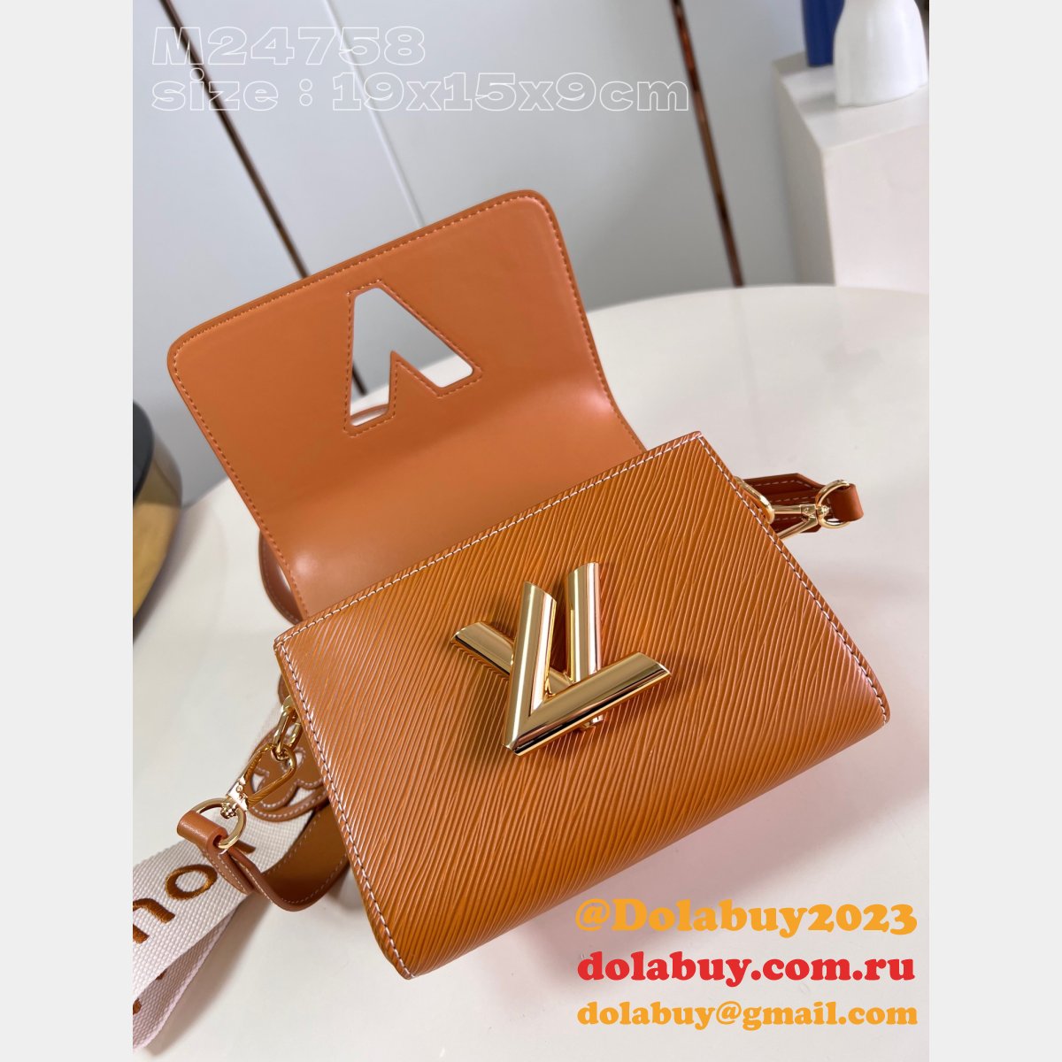 Twist PM Epi 1:1 Mirror Copy M24758 Louis Vuitton Fake Bag