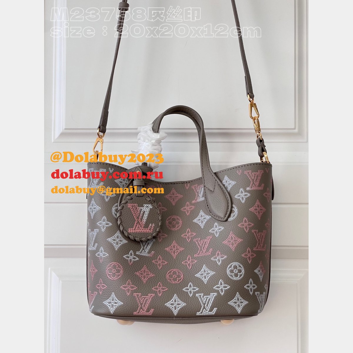 Our M23758 Flight Mode Blossom Louis Vuitton Gray AAA+ Replica GrayBag