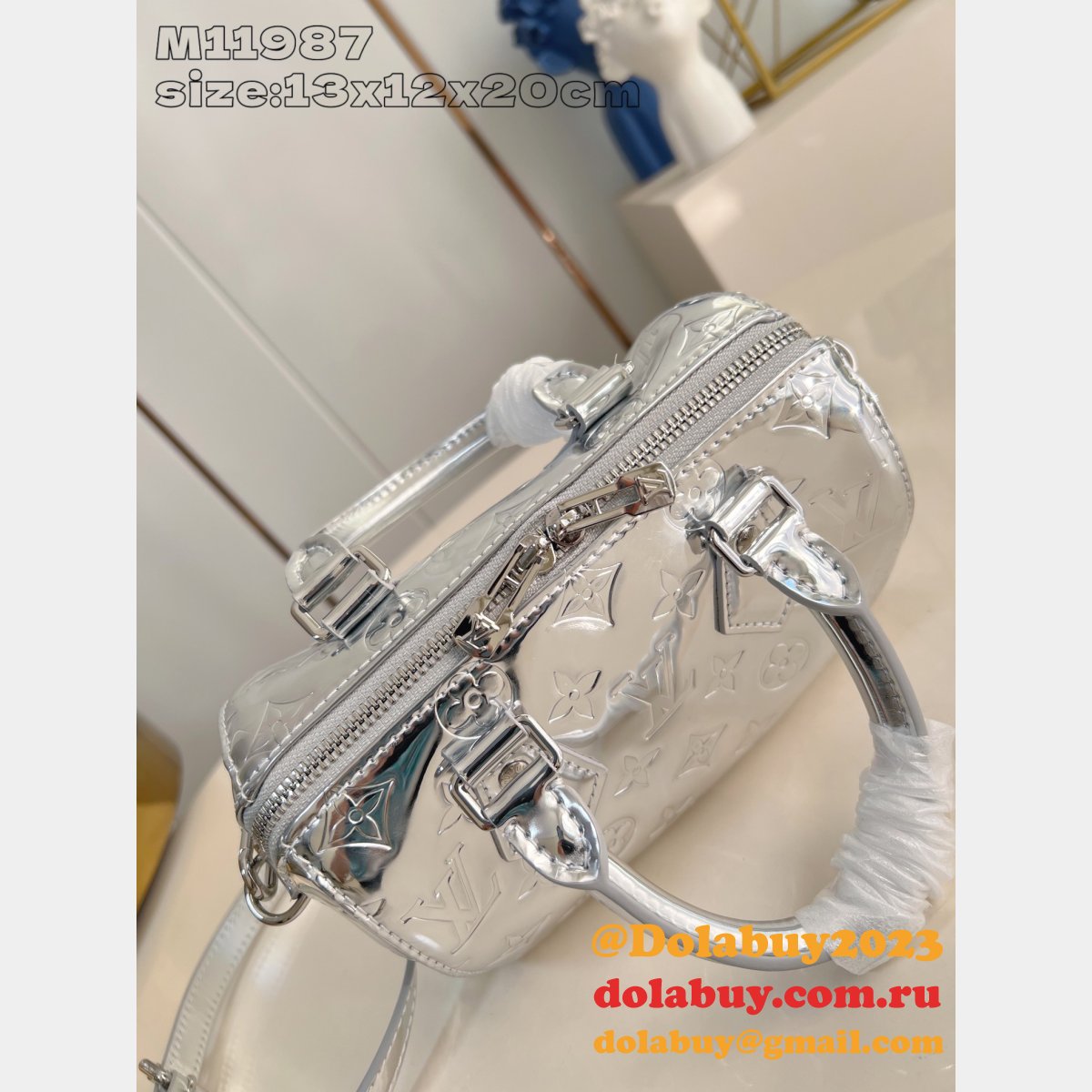 Replica Louis Vuitton M11987 Speedy Bandoulière 20 Monogram Canvas LV Lcons Bag