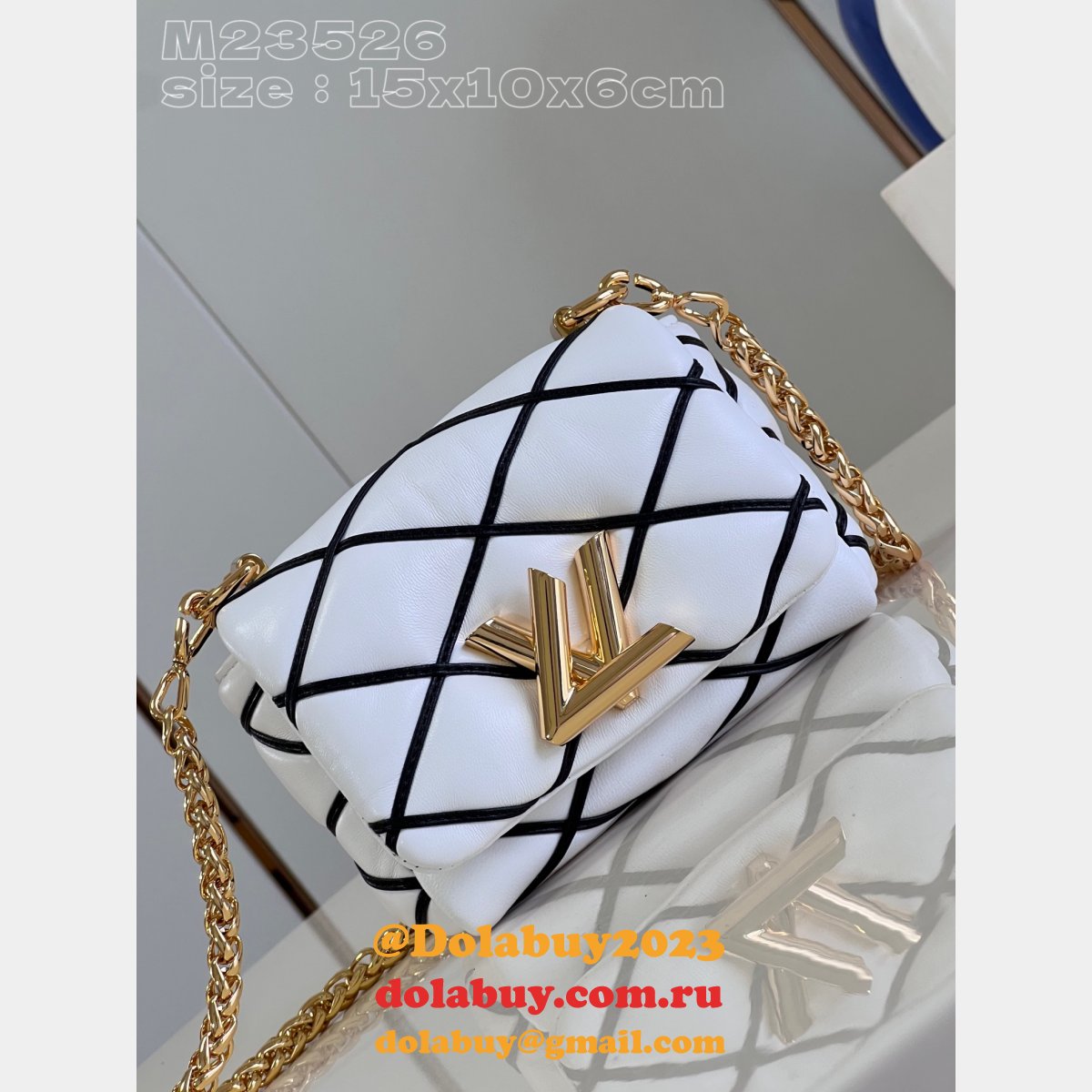 Wholesale Vanity Case M23526 Designer Louis Vuitton Copy Bag