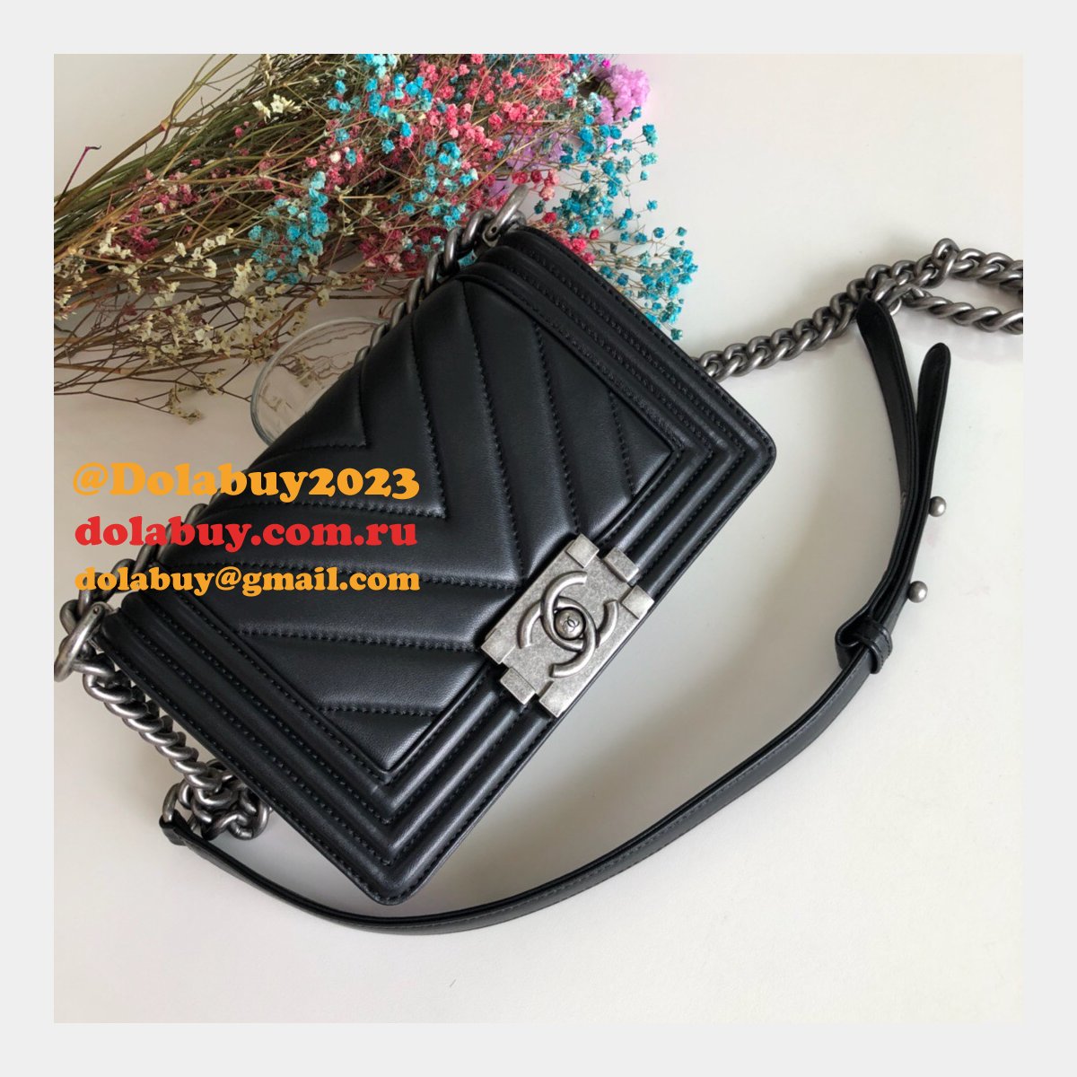 Luxury CC V Le Boy Replica 7 Star Black Bags lambskin 20cm