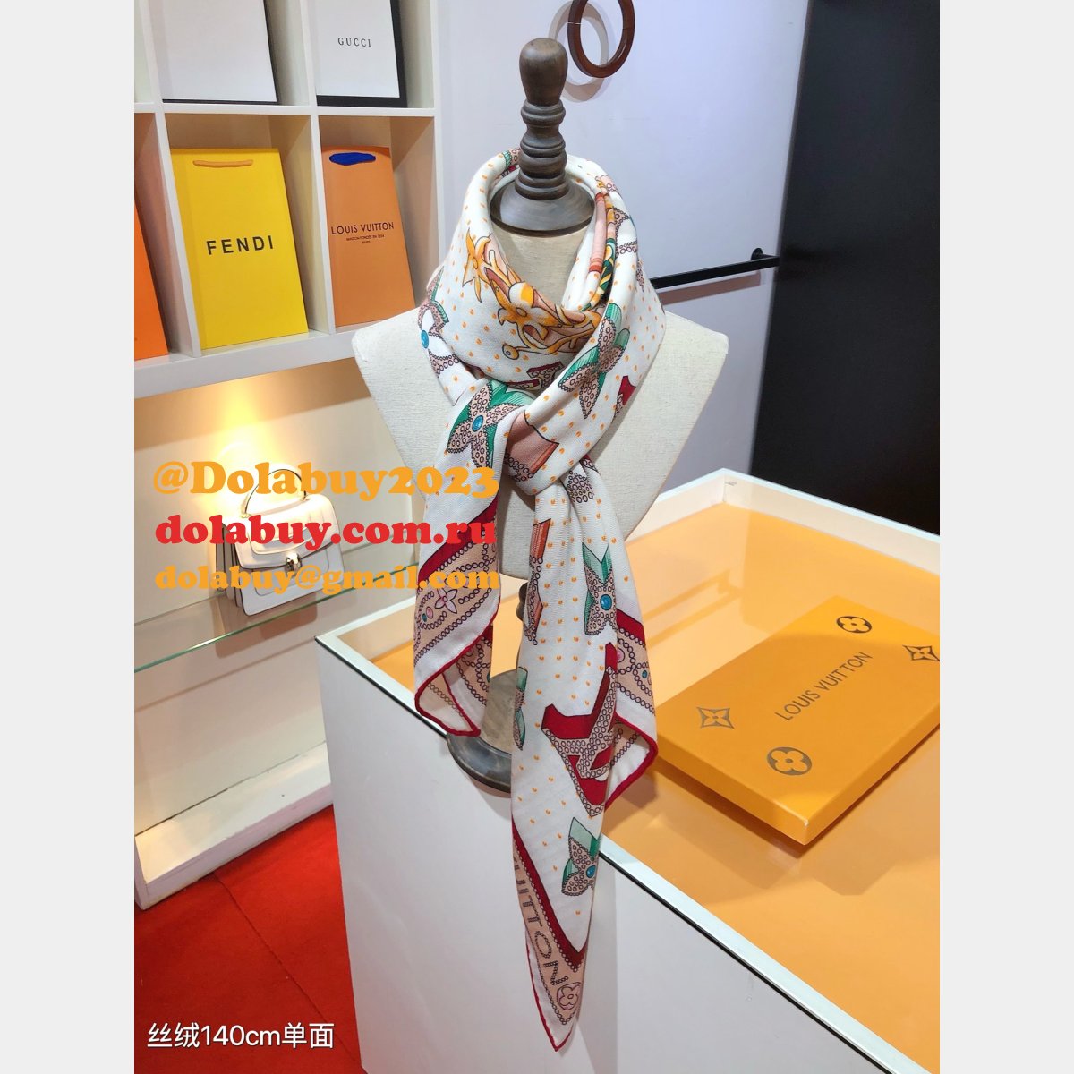 Wholesale Designer Louis Vuittons Cashmere Scarf