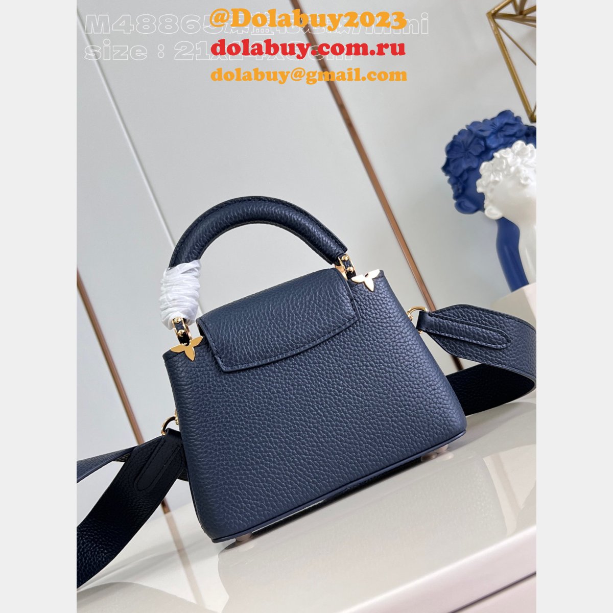 Top Quality Designer Louis Vuitton Capucines Mini M25231 Navy