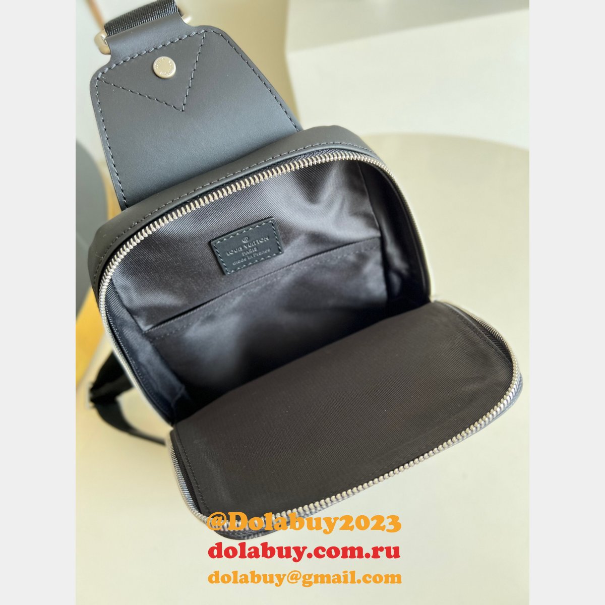 Louis VuittonReplica AAA N40097 Avenue Sling Bag Damier Infini Leather