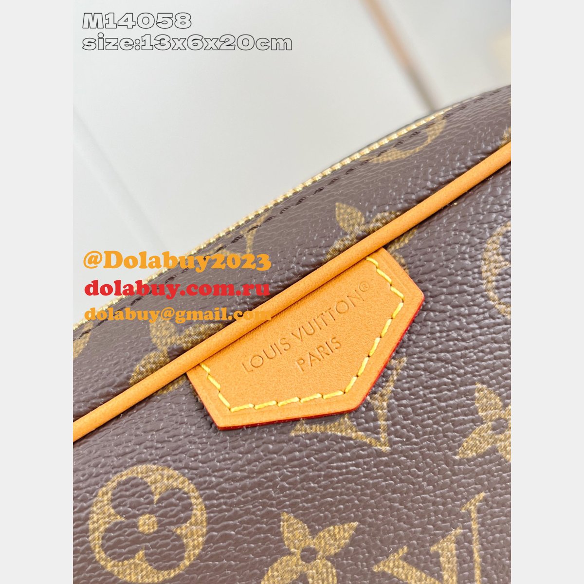 Louis Vuitton Trocadéro Wearable Luxury G69 M14058 Brown Wallet Fashion Show