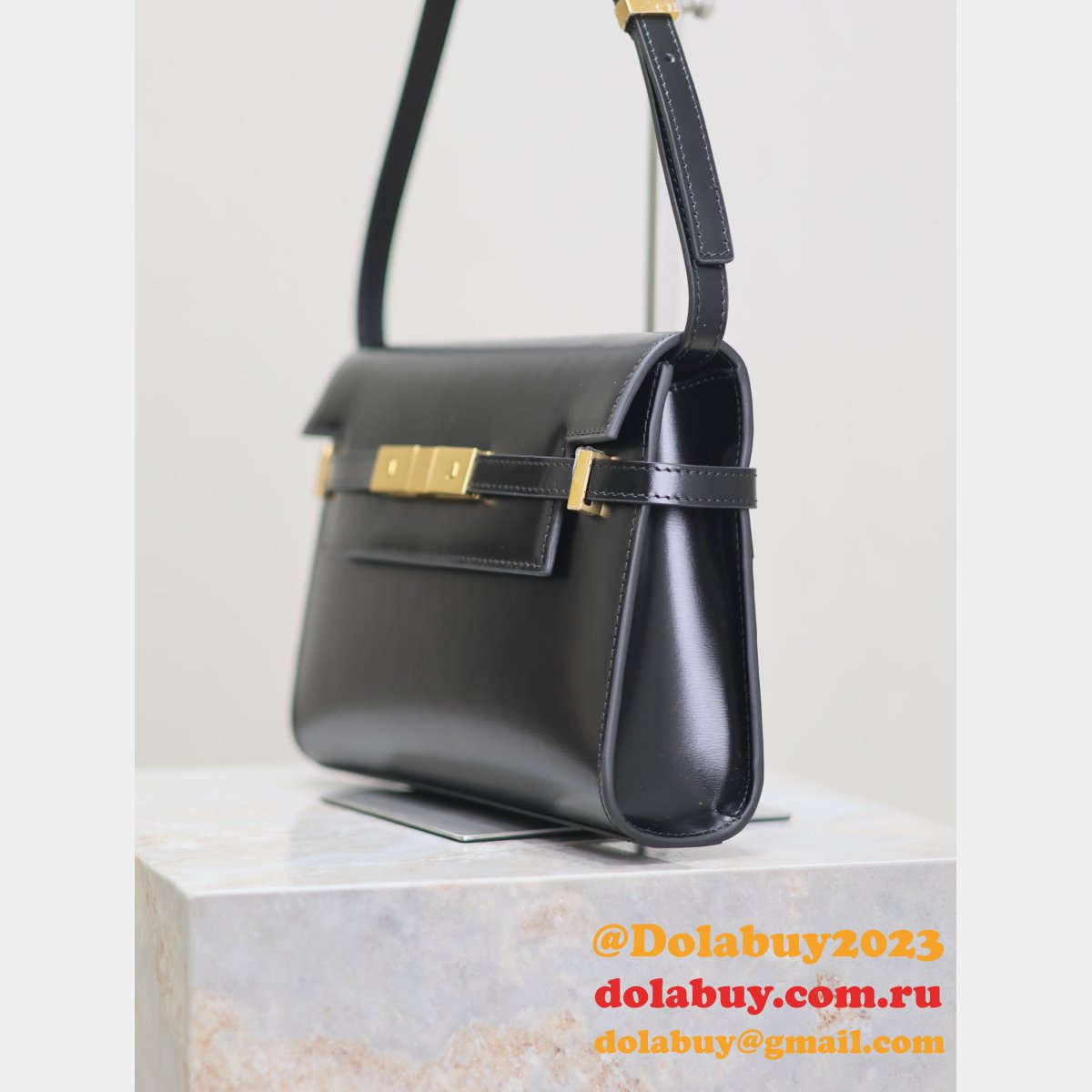 1:1 Replica Yves Saint Laurent Manhattan Tote 675626 Bag 24CM