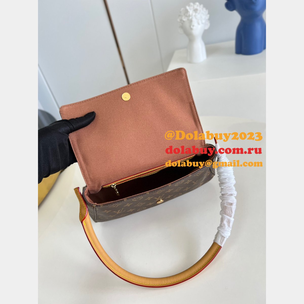 Knockoff Louis Vuitton Highest Quality M51147 Shoulder Bag for sale online