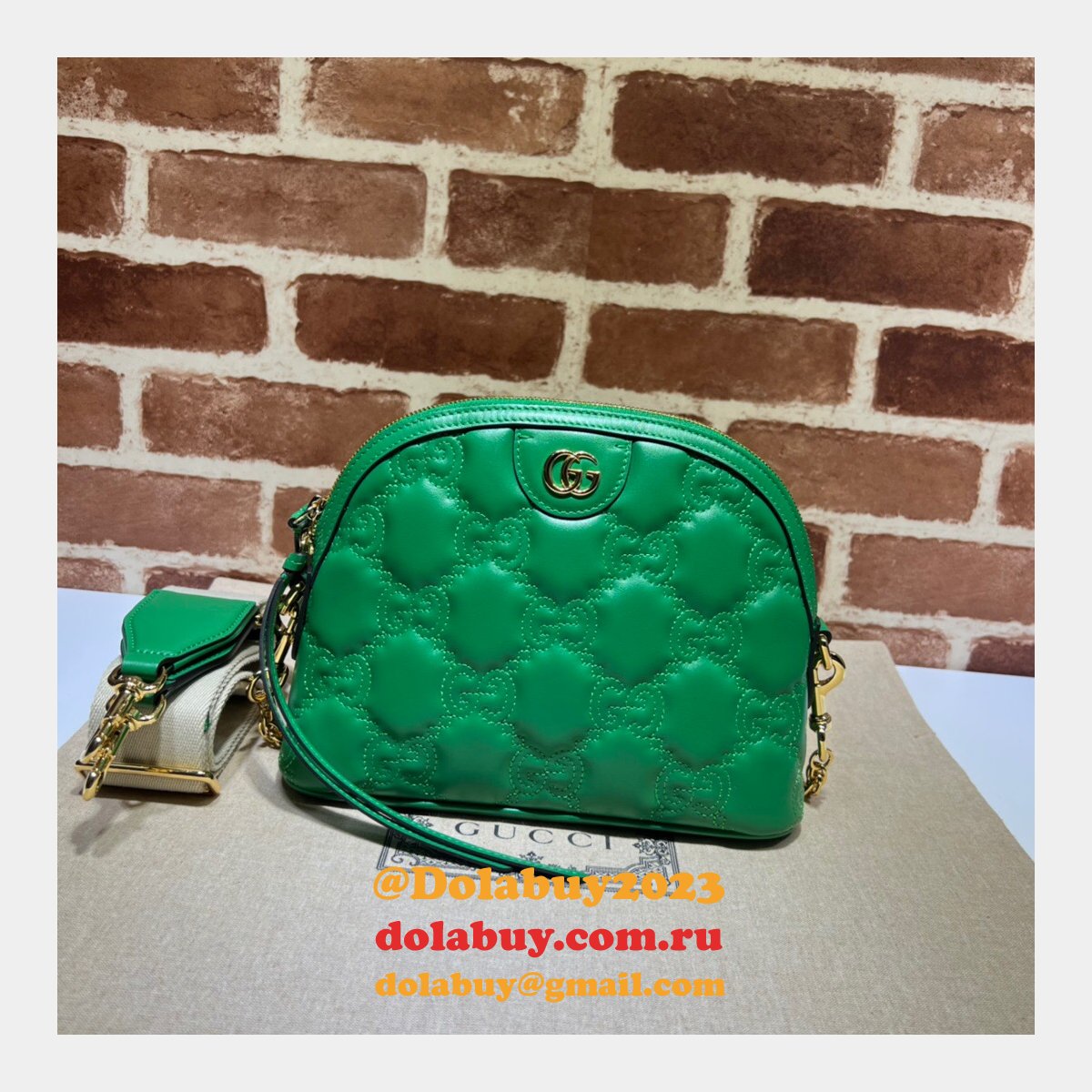 G*u*i luxury 702229 gg matelassé leather shoulder replica bag