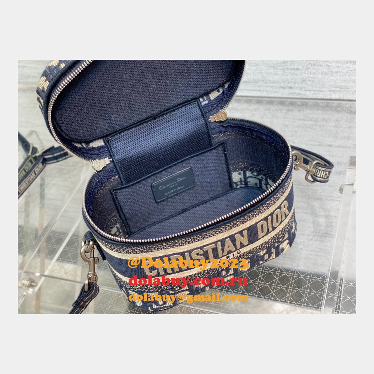 Can you buy knockoff Dior Cosmetic Makeup 18CM Bags