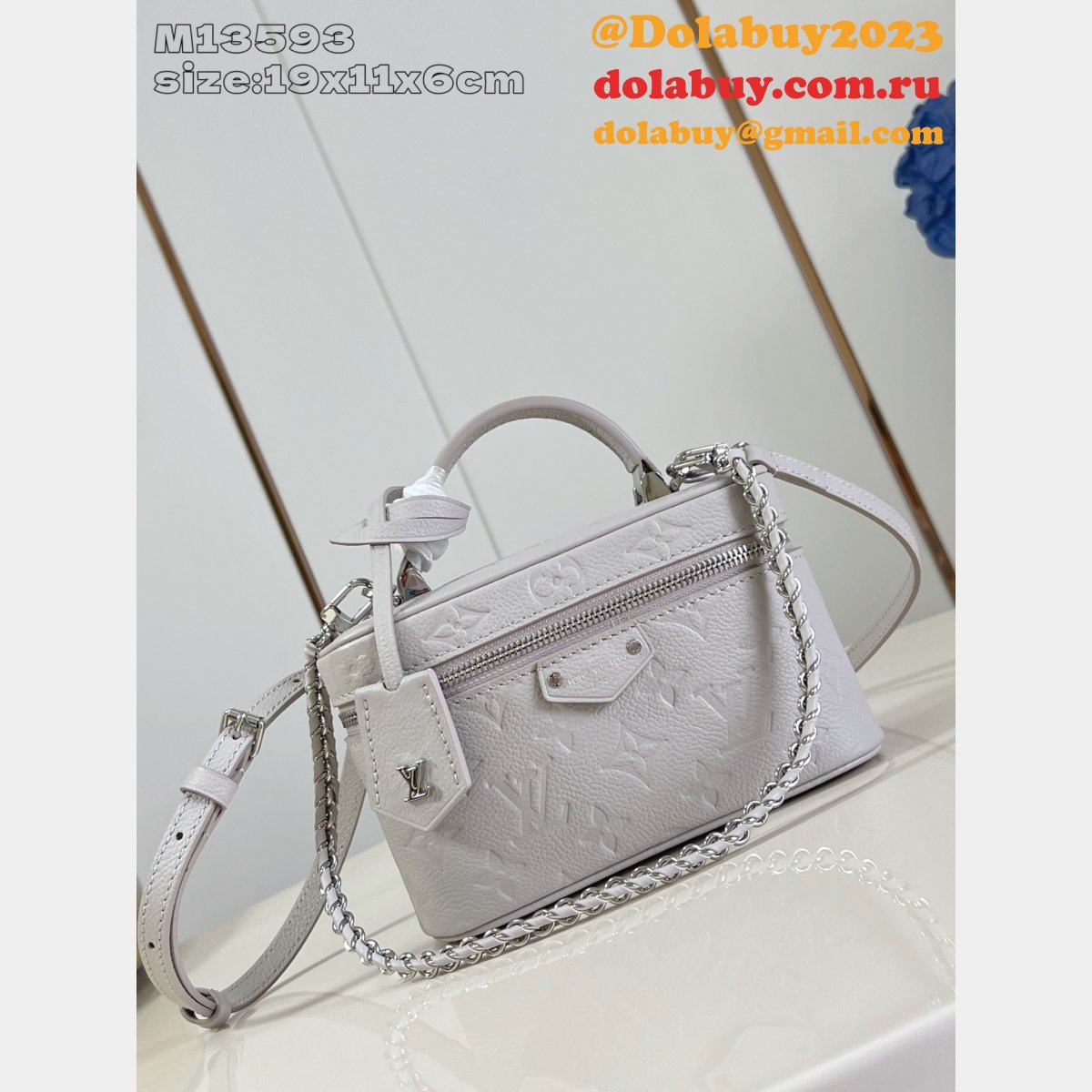 Louis Vuitton M13593 New Vanity Chain Pouch Copy Bag