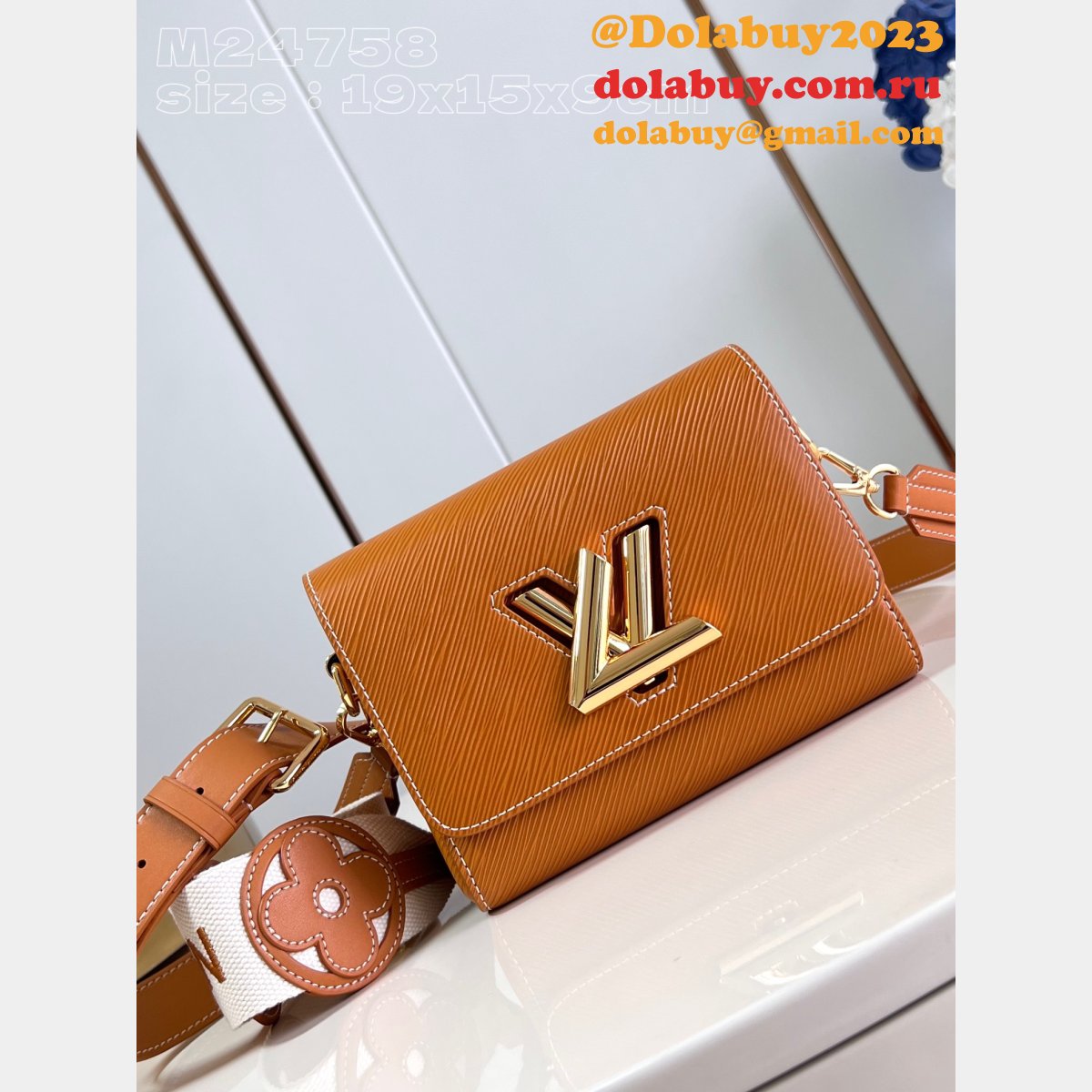 Twist PM Epi 1:1 Mirror Copy M24758 Louis Vuitton Fake Bag