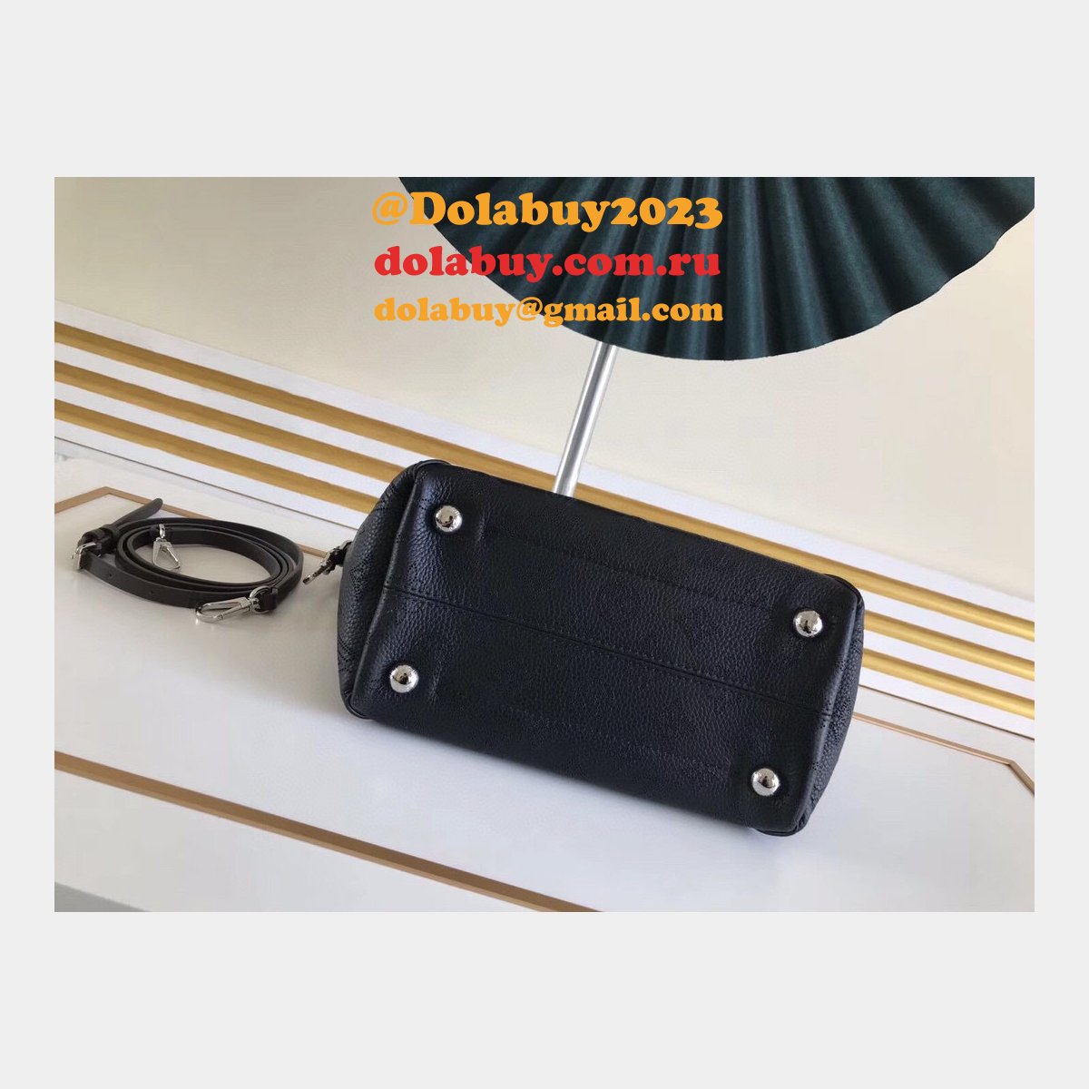 7 Star Louis Vuitton Mahina M54353/M54350 Hina Handbags