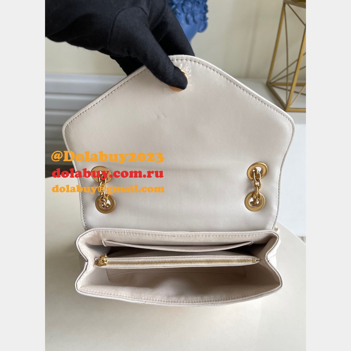 Wholesale Louis Vuitton LV New Wave Chain H24 M58552/M58553/M58550/M58664/M58549 Bag