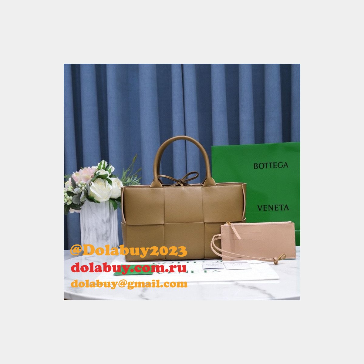 Perfect BOTTEGA VENETA Arco Small Tote Bag 30CM