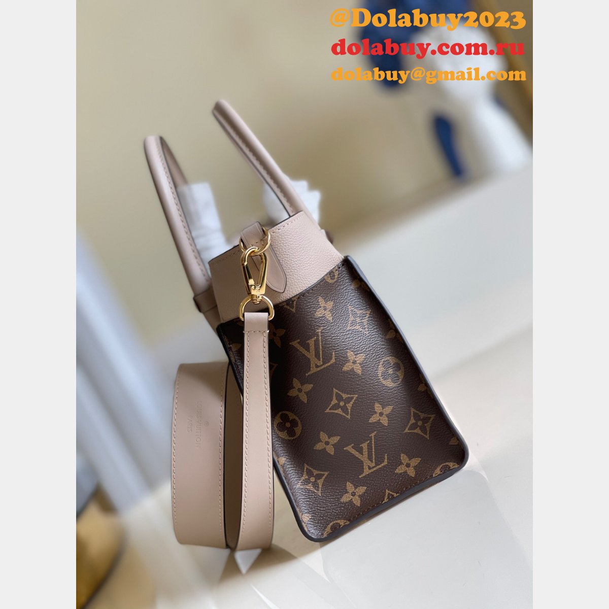 High Quality Louis Vuitton M57729/M57728 On My Side PM Greige/Black