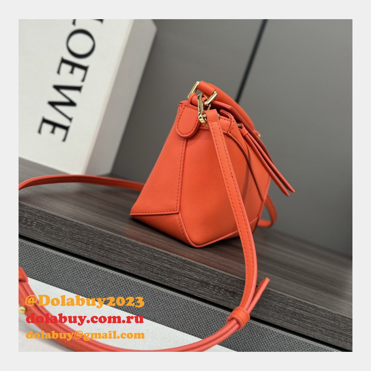 Mini Cheap Loewe Puzzle Bag In Classic Calfskin 18cm