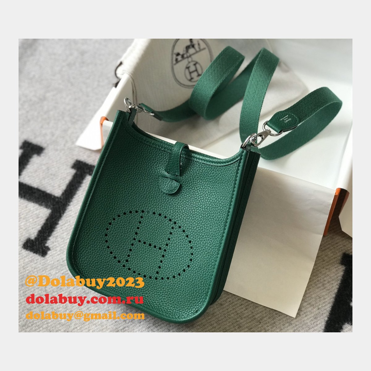 Hermes Evelyne Green Quality AAA+ Replica Handbags