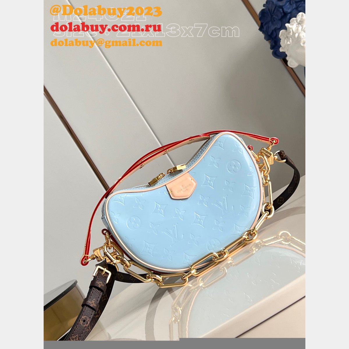 Croissant M24021/M24020 Monogram Vernis Luxury Louis Vuitton Replicas Bag