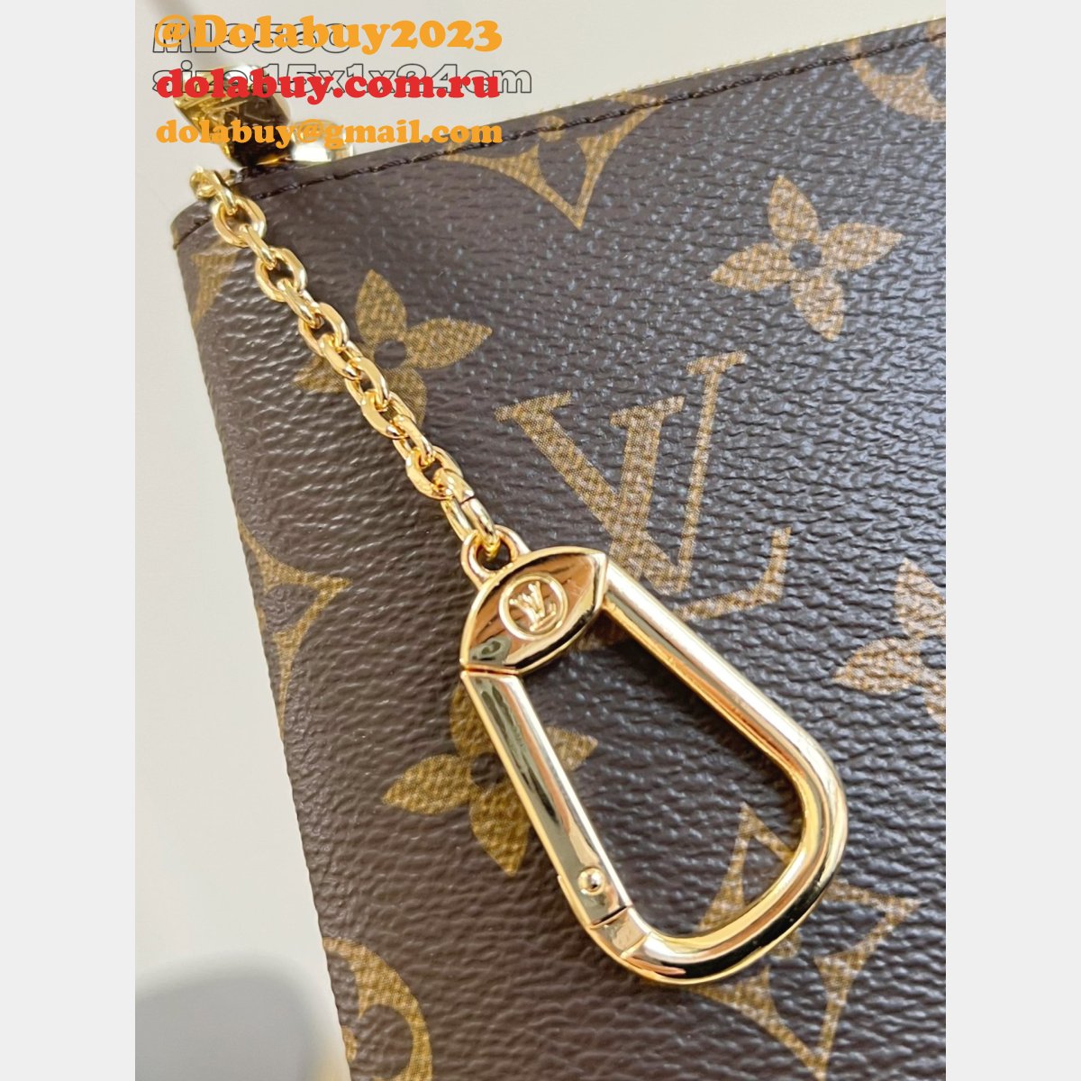 Louis Vuitton Key Pouch M Monogram M13560 Women Goods 7 Star Bag