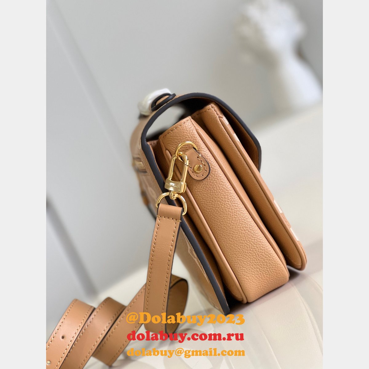 Louis Vuitton Replica M45773 Bicolor Pochette Métis Handbag