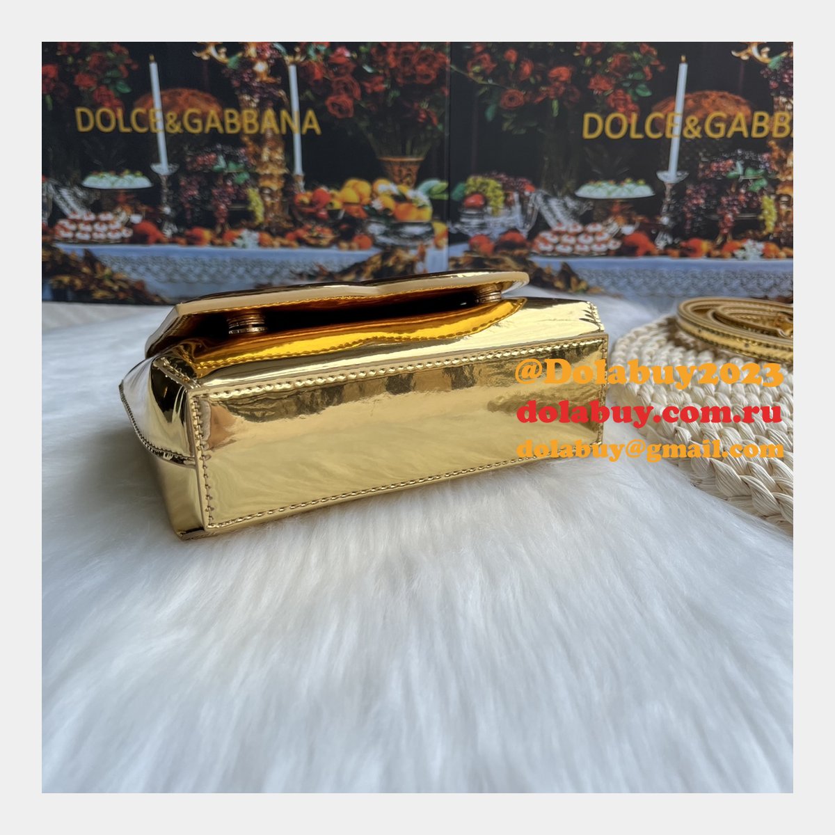 Buy Best 1:1 Replicas Dolce & Gabbana DG Logo 9112 Hand Bag